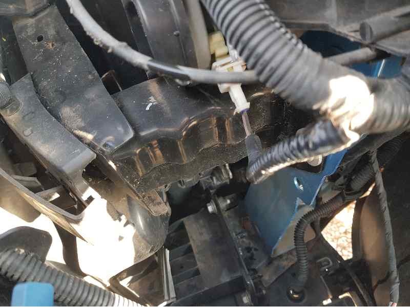 Recambio de refuerzo paragolpes delantero para renault zoe ze.40 electric intens referencia OEM IAM 752105404R  