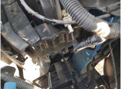 Recambio de refuerzo paragolpes delantero para renault zoe ze.40 electric intens referencia OEM IAM 752105404R  