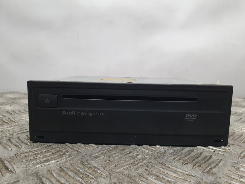 Recambio de sistema navegacion gps para audi a4 ber. (b8) básico quattro referencia OEM IAM 4E0919887M  