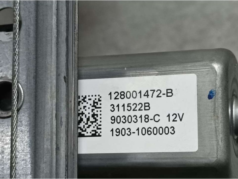 Recambio de elevalunas delantero izquierdo para renault express van referencia OEM IAM 128001172B  ELECTRICO 2 PINS