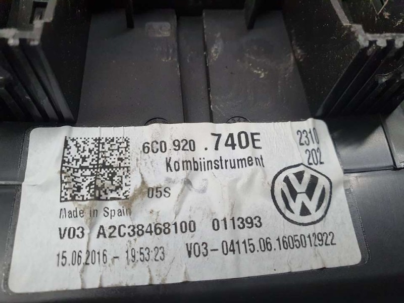 Recambio de cuadro instrumentos para volkswagen polo (6c1) highline bluemotion referencia OEM IAM 6C0920740E A2C38468100 