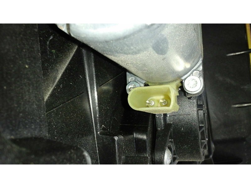 Recambio de elevalunas delantero derecho para ford fusion (cbk) 1.4 16v cat referencia OEM IAM  2 PINS ELECTRICO