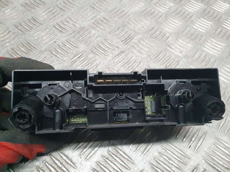 Recambio de mando calefaccion / aire acondicionado para volkswagen polo (6c1) highline bluemotion referencia OEM IAM SIN REF  