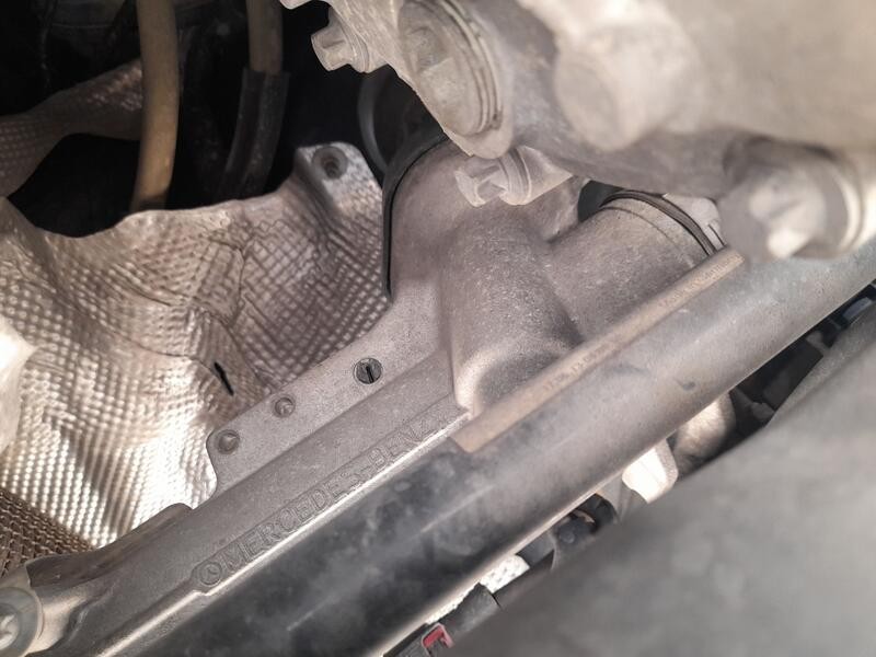 Recambio de cremallera direccion para mercedes-benz cla (w117) cla 200 referencia OEM IAM A2464609000 ELECTRO-MECANICA 