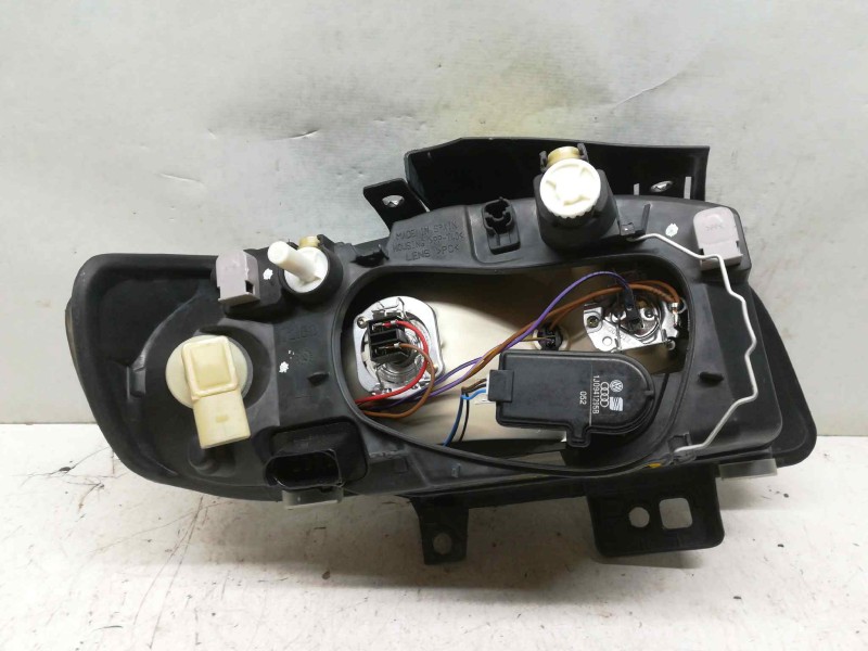 Recambio de faro izquierdo para seat ibiza (6k1) referencia OEM IAM   