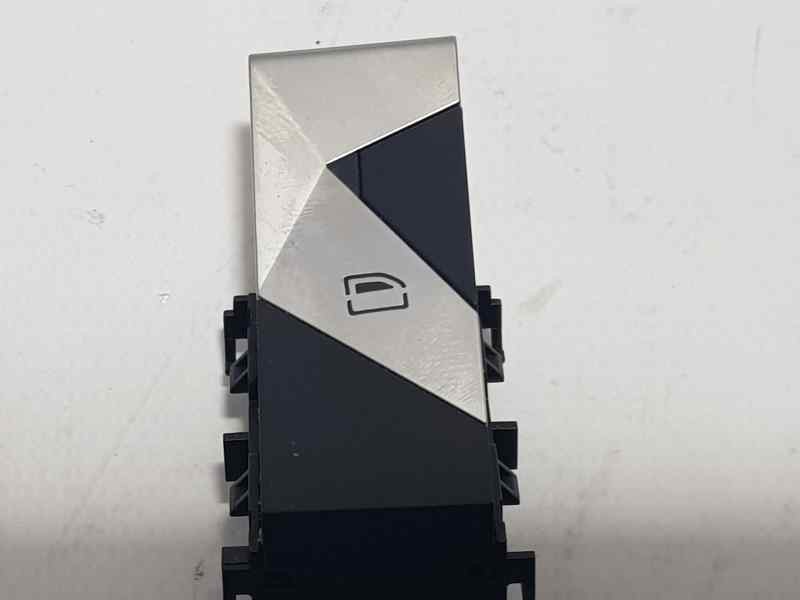 Recambio de mando elevalunas trasero izquierdo para ds 3 crossback performance line referencia OEM IAM 9817778477 TN9393 