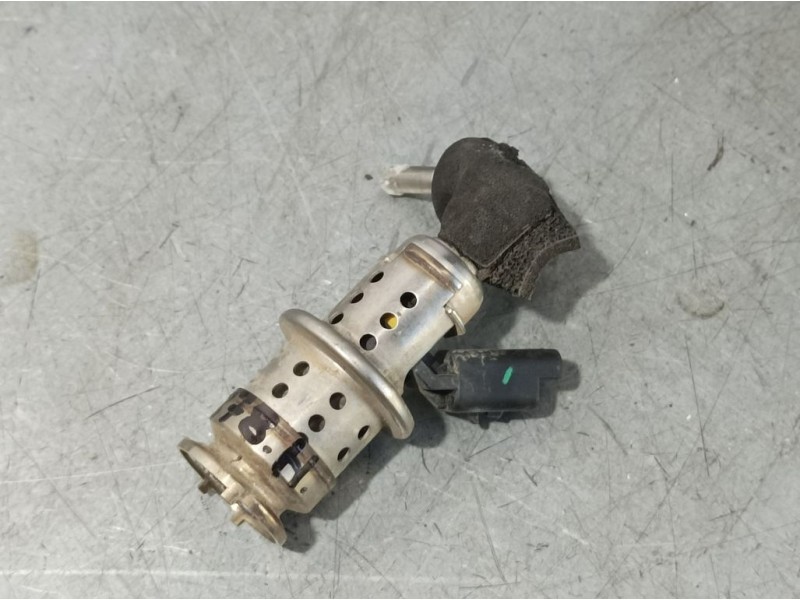 Recambio de inyector adblue para peugeot 208 active referencia OEM IAM 9802763880  