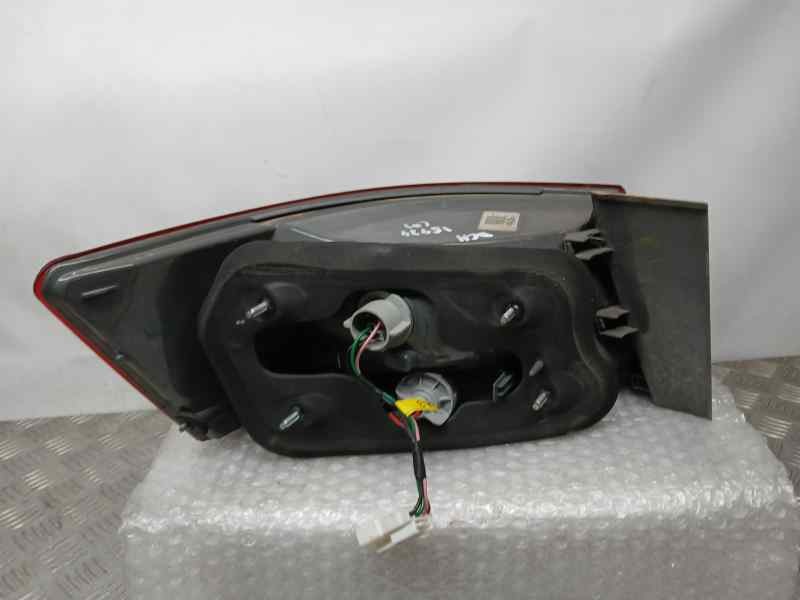 Recambio de piloto trasero derecho para hyundai sonata (nf) estyle referencia OEM IAM 924023K0  EXTERIOR TOCADO