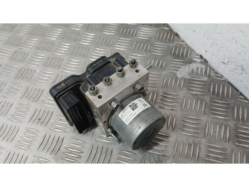 Recambio de abs para peugeot 3008 gt line referencia OEM IAM 9827551180  970260
