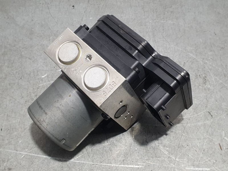 Recambio de abs para kia rio concept referencia OEM IAM 589201W570 60BH6013G943 MANDO