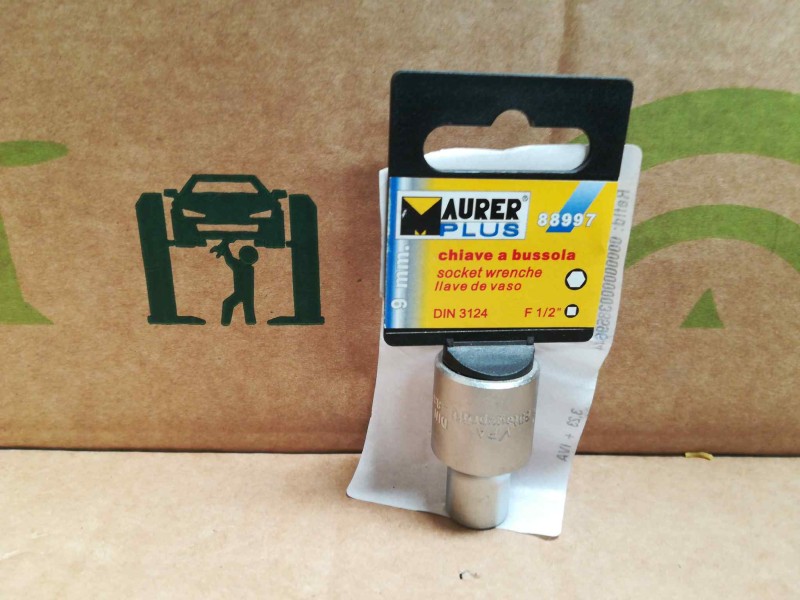 Recambio de llave vaso para » otros... no usar standard referencia OEM IAM 2105605 MAURER 1/2 HEXAGONAL 9MM.