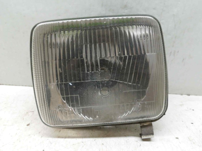 Recambio de faro izquierdo para daf serie 1000 cb/1100 dntd referencia OEM IAM   