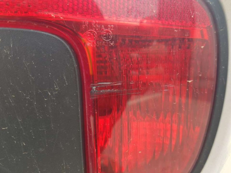 Recambio de piloto trasero derecho paragolpes para kia rio concept referencia OEM IAM 924061W700  ROZADO