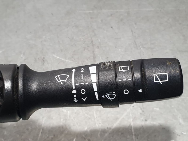 Recambio de mando limpia para kia rio concept referencia OEM IAM KNADM511AG6034711  