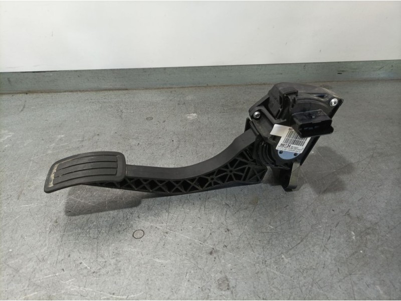 Recambio de potenciometro pedal para peugeot 5008 gt line referencia OEM IAM 9674829180 86ET347810051 