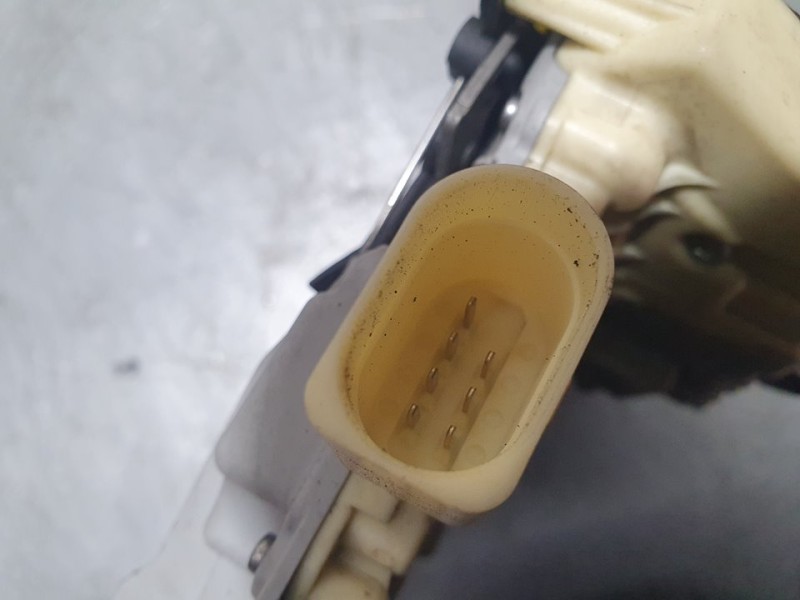 Recambio de cerradura puerta delantera derecha para audi q7 (4l) 3.0 tdi referencia OEM IAM 3C1837016A  