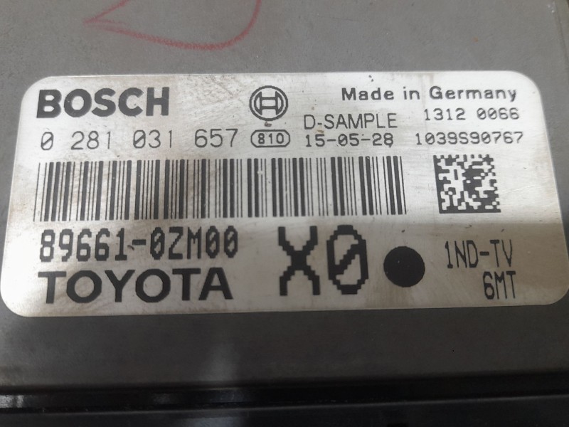 Recambio de centralita motor uce para toyota auris (_e18_) 1.4 d-4d (nde180_) referencia OEM IAM 896610ZM00 0281031657 BOSCH