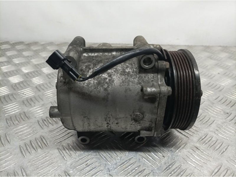 Recambio de compresor aire acondicionado para ford fiesta (cb1) trend referencia OEM IAM 8V5119D629DF  