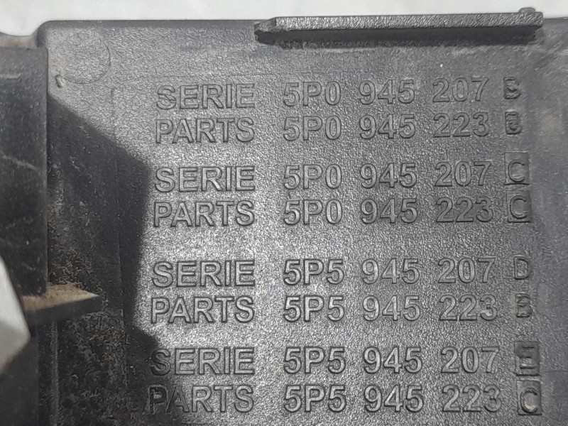 Recambio de piloto trasero izquierdo paragolpes para seat altea (5p1) 1.2 tsi referencia OEM IAM 5P0945207B  