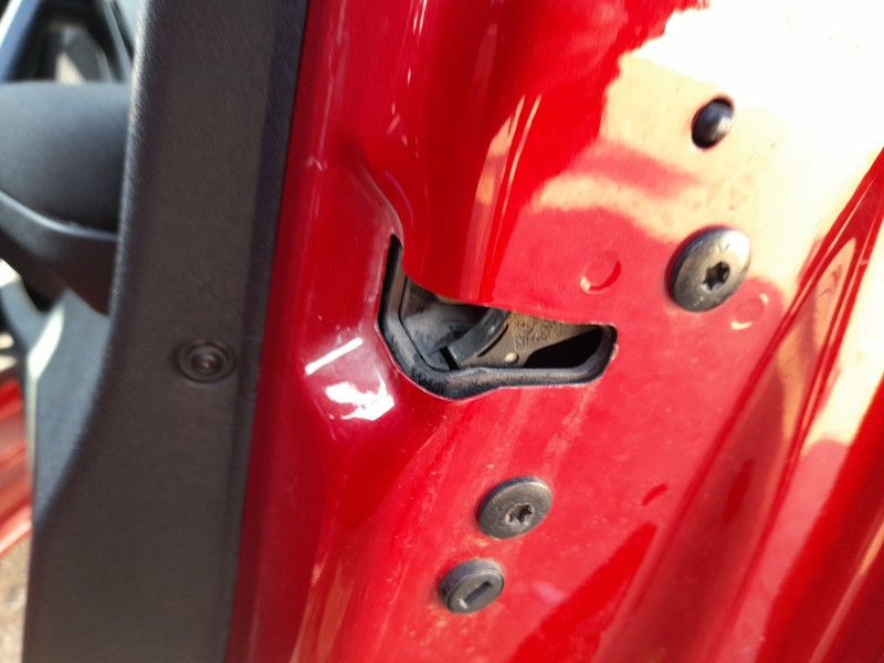 Recambio de cerradura puerta delantera derecha para peugeot 208 i (ca_, cc_) 1.4 hdi referencia OEM IAM 9812500780  