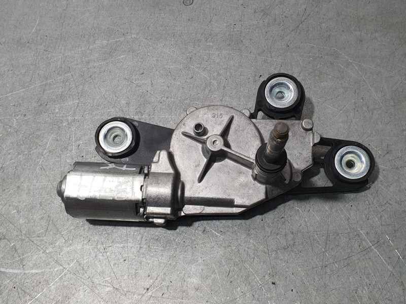 Recambio de motor limpia trasero para ford fiesta (cb1) trend referencia OEM IAM 8A61A17K441AA 0390201860 BOSCH