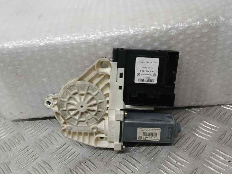 Recambio de motor elevalunas delantero izquierdo para volkswagen golf v berlina (1k1) sportline referencia OEM IAM 1K3837401E  