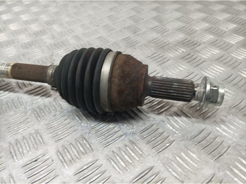 Recambio de transmision delantera derecha para ford fiesta (cb1) trend referencia OEM IAM 8V513B436AE  