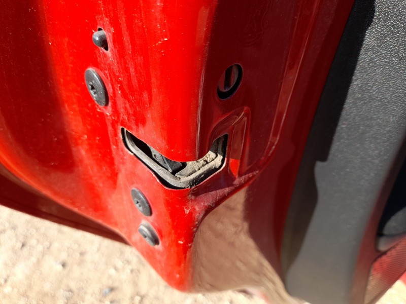 Recambio de cerradura puerta trasera izquierda para peugeot 208 i (ca_, cc_) 1.4 hdi referencia OEM IAM 9812501280  