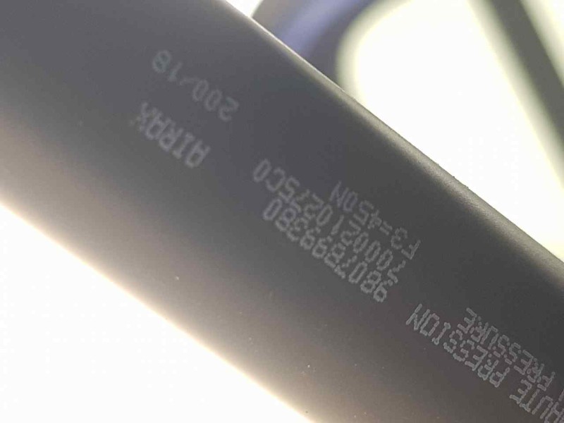 Recambio de amortiguadores maletero / porton para peugeot 308 allure referencia OEM IAM 9807899380  