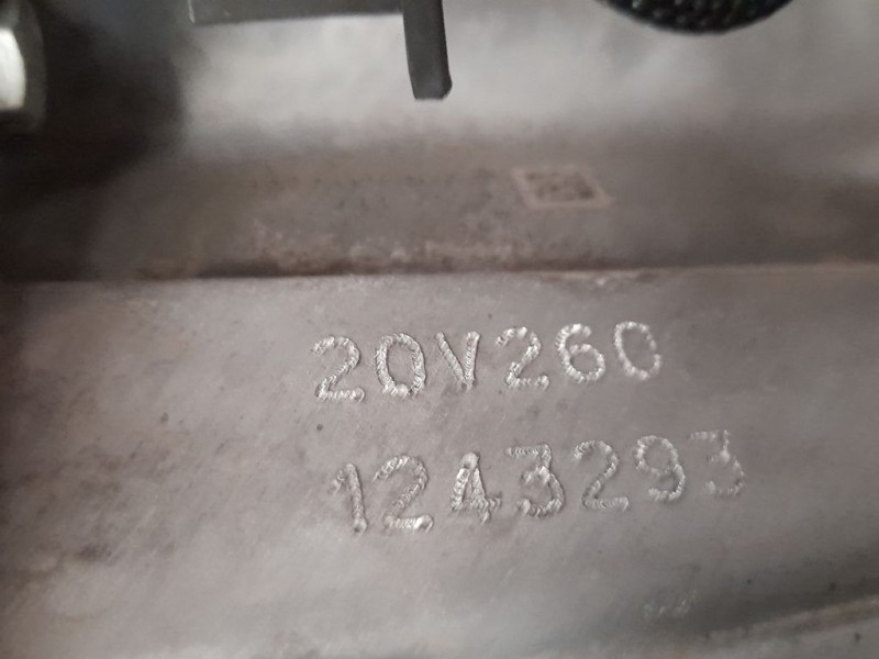 Recambio de caja cambios para peugeot rifter acristalada referencia OEM IAM 20V260 1243293 6VELOCIDADES