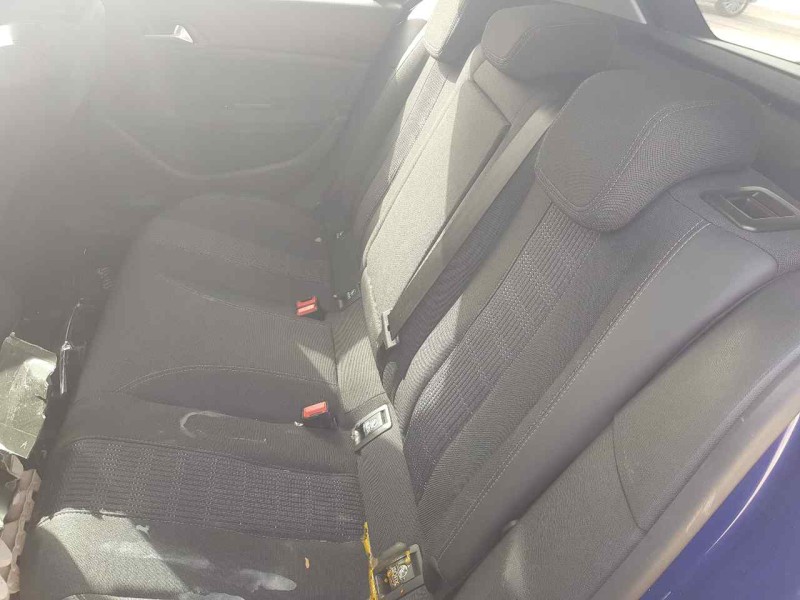 Recambio de asientos traseros para peugeot 308 allure referencia OEM IAM   