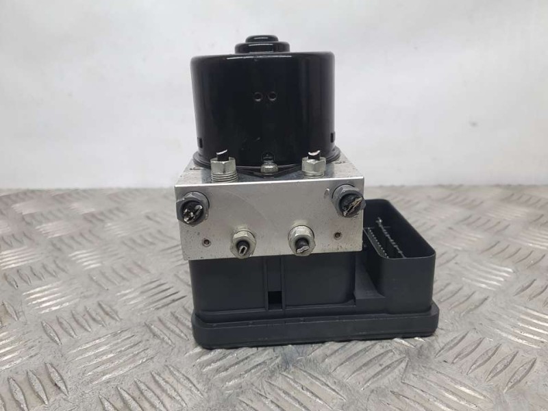 Recambio de abs para ford focus lim. (cb4) trend referencia OEM IAM 8M512C405CA 10020604004 ATE