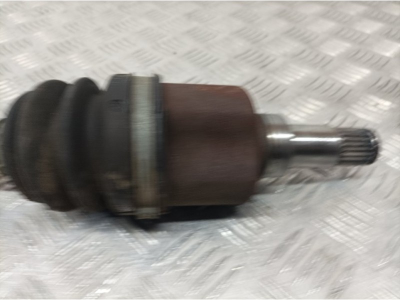 Recambio de transmision delantera izquierda para ford fiesta (cb1) trend referencia OEM IAM 8V513B437AAA  