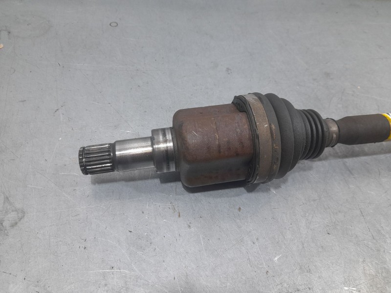 Recambio de transmision delantera izquierda para ford transit courier b460 furgoneta/monovolumen 1.5 tdci referencia OEM IAM ET7