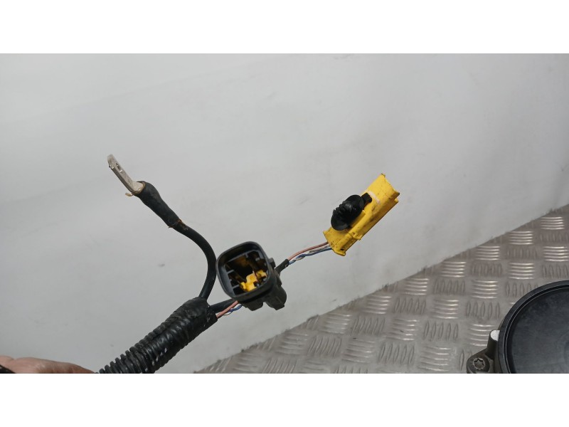 Recambio de cremallera direccion para peugeot 3008 gt line referencia OEM IAM 6820000313 BRAZO ROTO JTEKT 