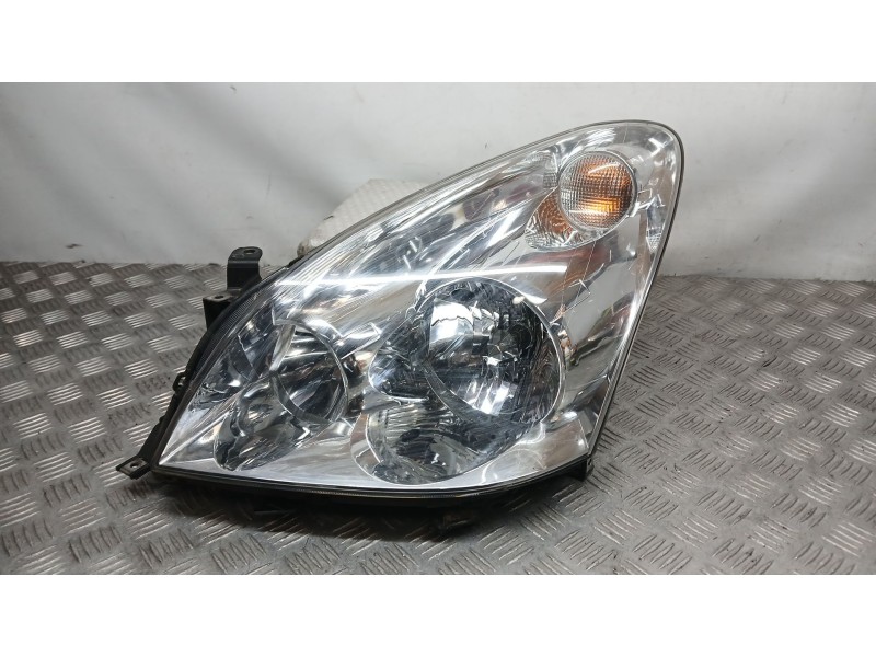 Recambio de faro izquierdo para toyota corolla verso (zer_, zze12_, r1_) 2.2 d-4d (aur10_) referencia OEM IAM 811700F010 ROZADO 