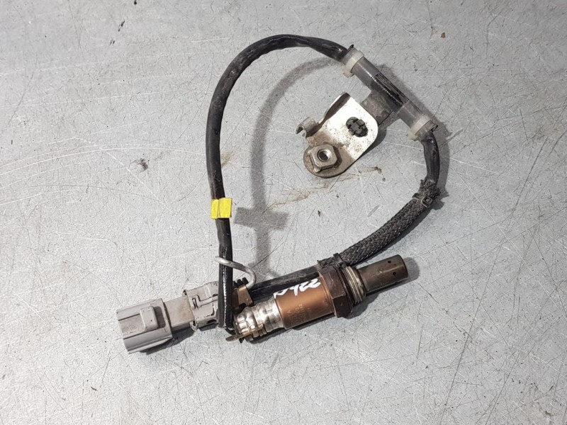 Recambio de sonda lambda para toyota c-hr hybrid style plus referencia OEM IAM 8946510080 328207B09 DENSO