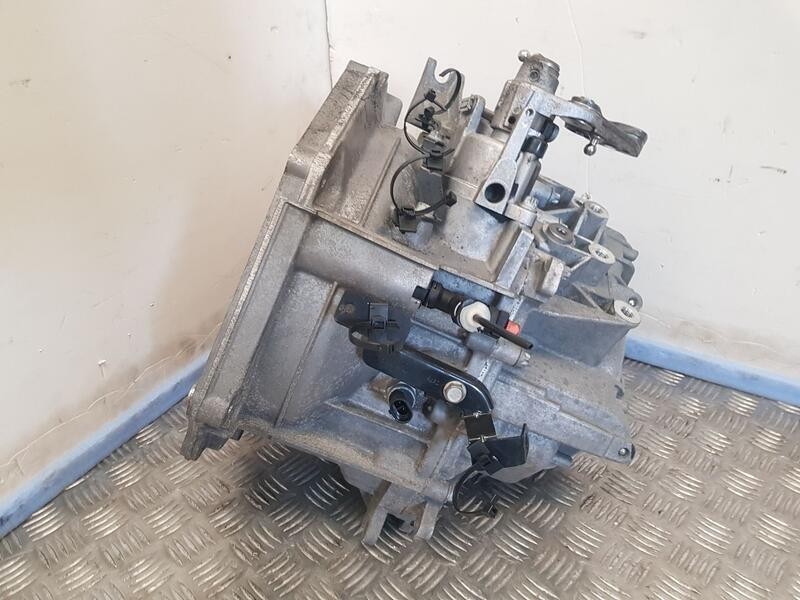 Recambio de caja cambios para opel astra k lim. 5türig selective referencia OEM IAM 3350IA6 4363513BN8 6VELOCIDADES