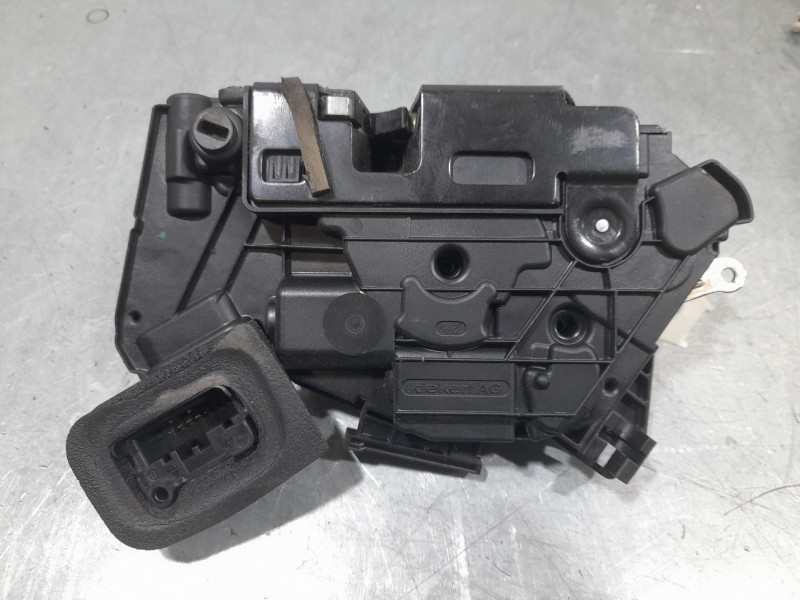 Recambio de cerradura puerta trasera derecha para skoda rapid spaceback (nh1) 1.2 tsi referencia OEM IAM 06E5E0839016A  