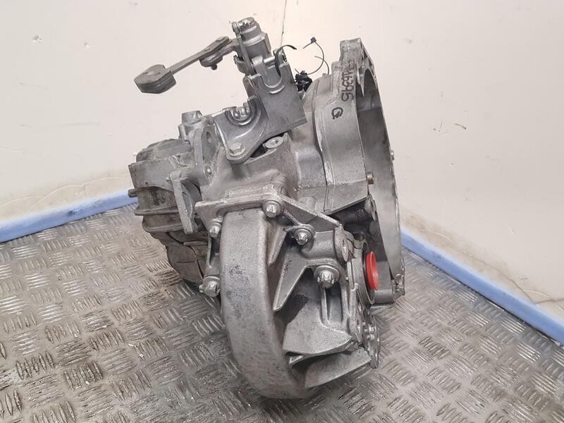 Recambio de caja cambios para opel astra k lim. 5türig selective referencia OEM IAM 3350IA6 4363513BN8 6VELOCIDADES