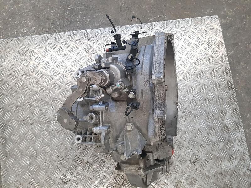 Recambio de caja cambios para opel astra k lim. 5türig selective referencia OEM IAM 3350IA6 4363513BN8 6VELOCIDADES