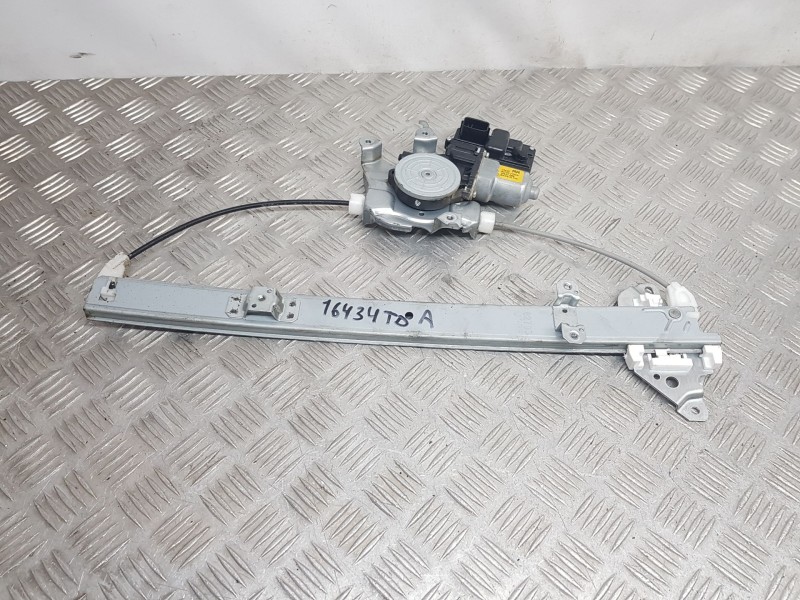 Recambio de elevalunas trasero derecho para renault koleos dunamique referencia OEM IAM 82750JY00A  8 PINS