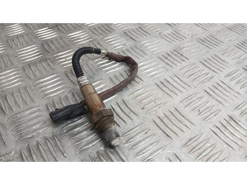 Recambio de sonda lambda para renault megane iii berlina 5 p limited referencia OEM IAM 8200437489  0258010062