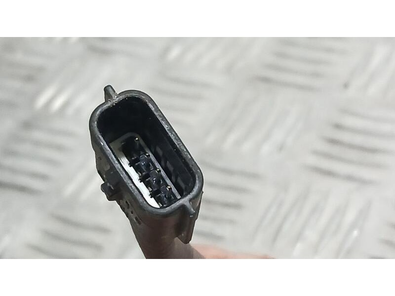 Recambio de sonda lambda para renault megane iii berlina 5 p limited referencia OEM IAM 8200437489  0258010062