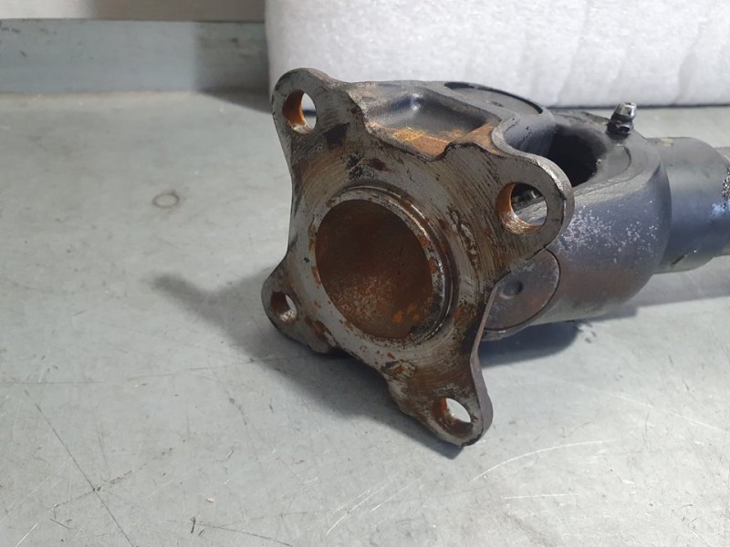 Recambio de transmision central para toyota land cruiser (j15) vx referencia OEM IAM SIN REF  TRASERA