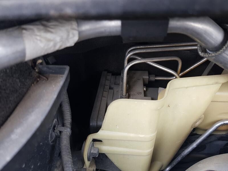 Recambio de abs para renault megane iv hatchback (b9a/m/n_) 1.5 dci 110 (b9a3) referencia OEM IAM 476609440R  