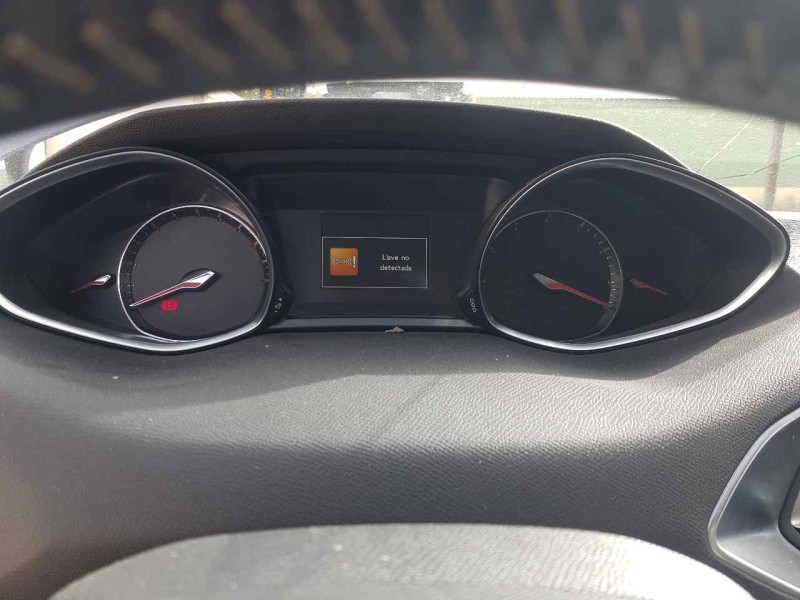 Recambio de cuadro instrumentos para peugeot 308 allure referencia OEM IAM 1628928680  