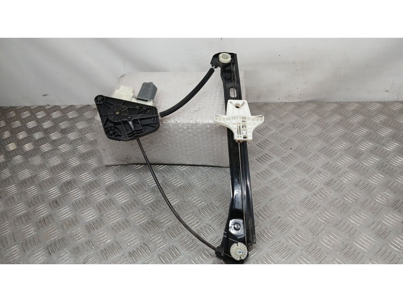 Recambio de elevalunas trasero izquierdo para skoda rapid spaceback (nh1) 1.2 tsi referencia OEM IAM 5JJ839461 ELECTRICO 6 PINS 