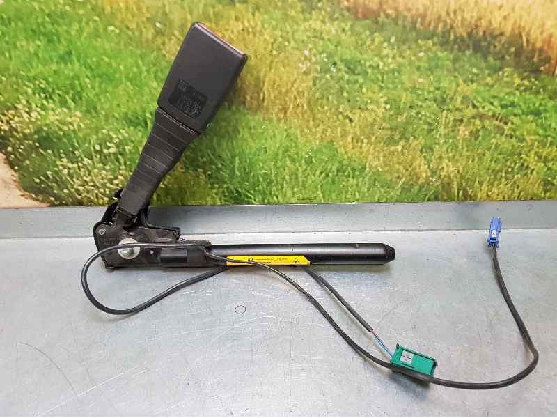 Recambio de pretensor airbag derecho para opel astra h berlina cosmo referencia OEM IAM   