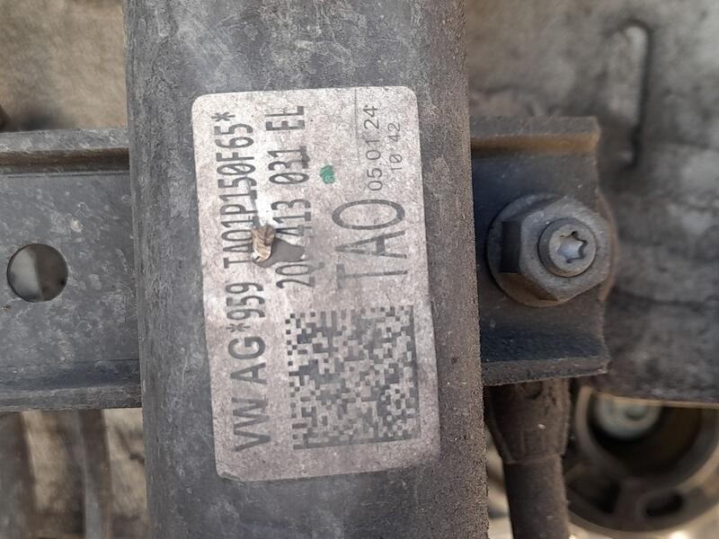 Recambio de amortiguador delantero derecho para volkswagen taigo (cs1) 1.0 tsi referencia OEM IAM 2Q0413031EL  